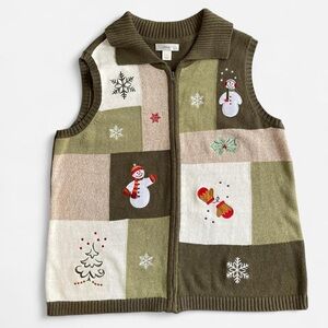 CJ Banks Green & Tan Tone Knit Embroidered Christmas Winter Snowman Sweater Vest
